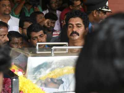 Violinist Balabhaskar cremated with state honours in Thiruvananthapuram