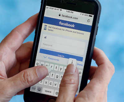 Man falls for FB friend’s offer, hooker, line and sinker