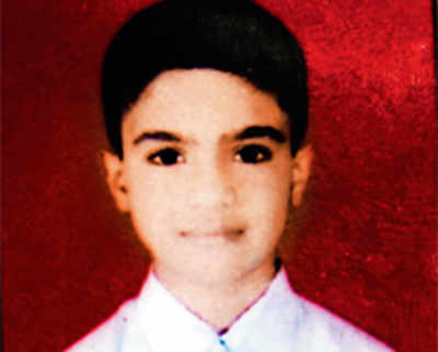 Student falls to death from terrace, dad blames school
