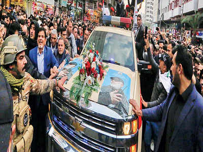 Thousands mourn Soleimani’s death