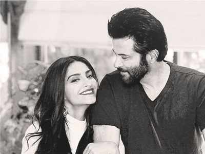 Anil Kapoor congratulates daughter Sonam Kapoor for “8 hits in a row”