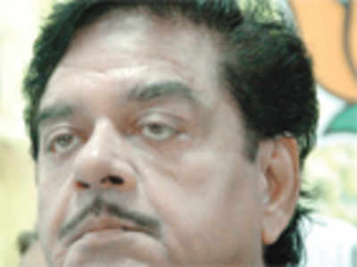Shatrughan dares party to take action against him