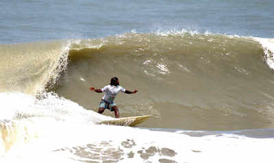 Mangaluru women in top foam