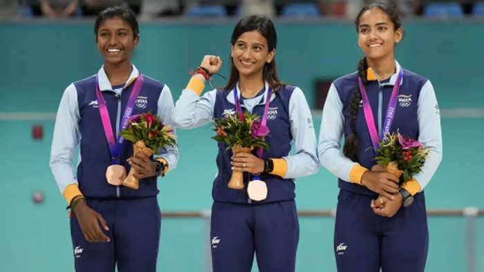 IN PICS: India touch 60-medal mark on Day 9