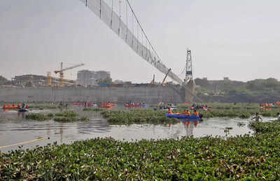Gujarat Cable Bridge Collapse LIVE Updates: PM Modi meets kin of victims who lost their lives in bridge collapse