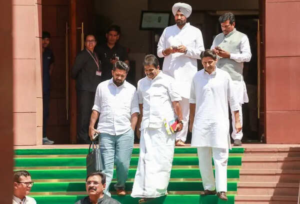 Punjab Cong seeks probe into ED raids, questions govt over blast remarks