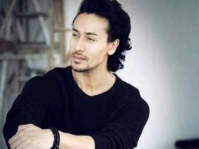Tiger Shroff to go bald for the Baaghi sequel