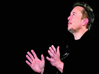 Elon Musk issues warning about ‘humanoid robots’