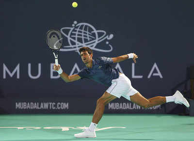 Novak Djokovic survives tough match against Medvedev to reach quarter-finals