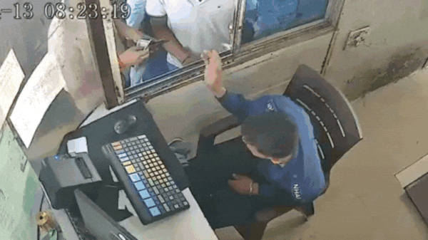 Fast and furious: Woman slaps Hapur toll worker 7 times in 4 seconds after FASTag shows insufficient balance