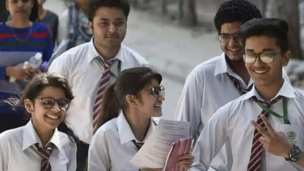 West Bengal Madhyamik 10th Result 2026: 86.83% pass, Kalimpong tops districts; Avirup Bhadra secures 99.71% to lead rank list