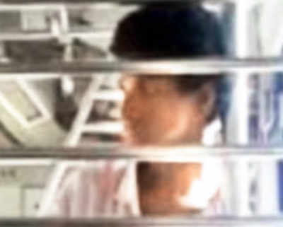 GRP arrests pervert who flashed at woman in train