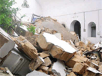 ASI’s Vadodara office with Ashoka’s edicts collapses due to rain