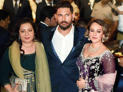Hazel Keech, Yuvi are expecting their first child