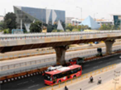 Metro to have service roads near Phase II stations