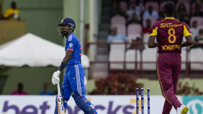 3rd T20I: India target improved batting show in must-win match