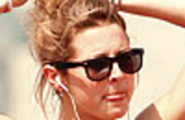 Amanda sets temperatures soaring at Village