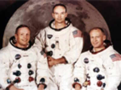 First men on moon filled immigration forms on return
