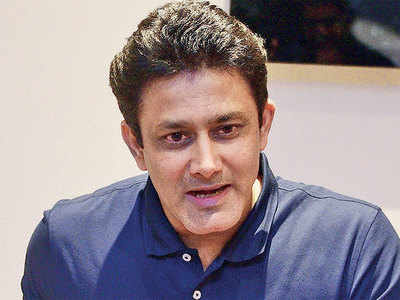 Former India coach Anil Kumble may be back soon in dugout; in talks with Delhi Daredevils