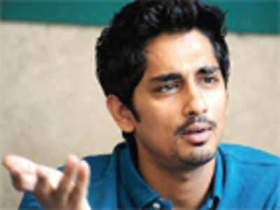 Siddharth forays into Malayalam