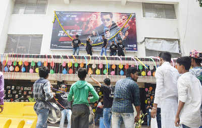 Watch: Here’s how Salman Khan's crazy fans welcomed Race 3 at Juhu's Chandan Cinema