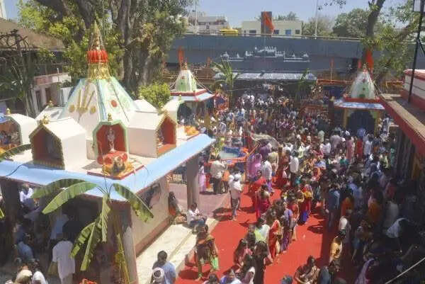 Kapileshwar Temple ushers in dress code, tightens norms ahead of Shravan month