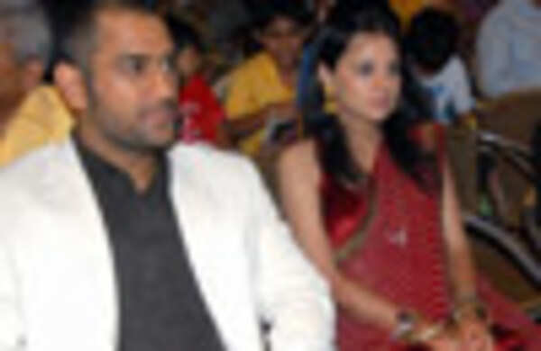 A brand new start for Dhoni
