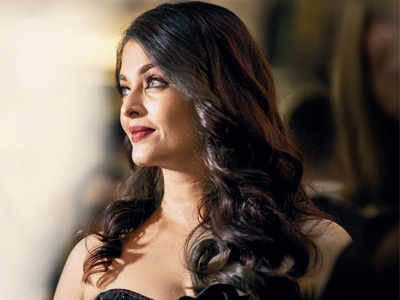 Aishwarya Rai Bachchan turns Indian Madonna for Fanney Khan song