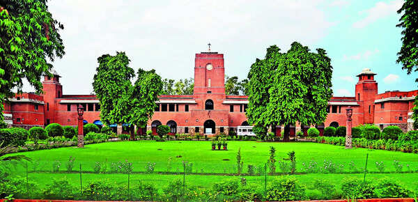 DU asks Stephen’s to scrap outgoing principal’s absorption as prof