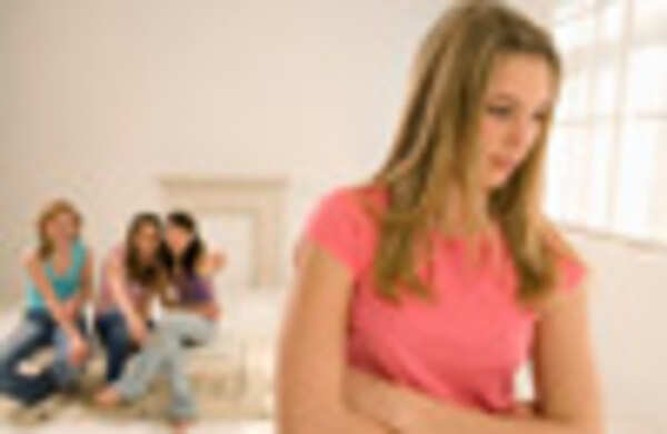 Are break-ups contagious?
