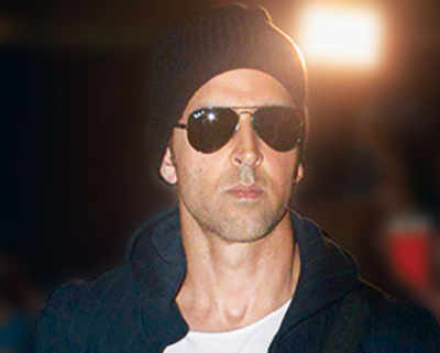 All work and no play for hrithik in Singapore