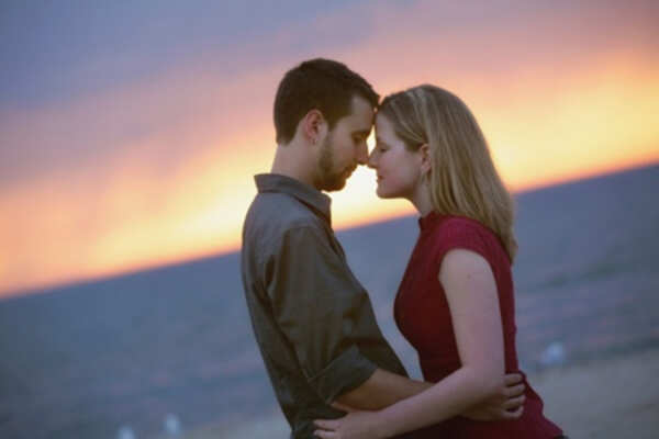 'Commuter love' may not be for all couples