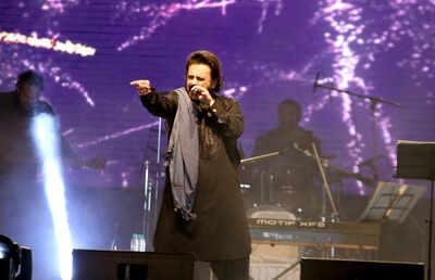 Adnan Sami enthralls fans in Kashmir