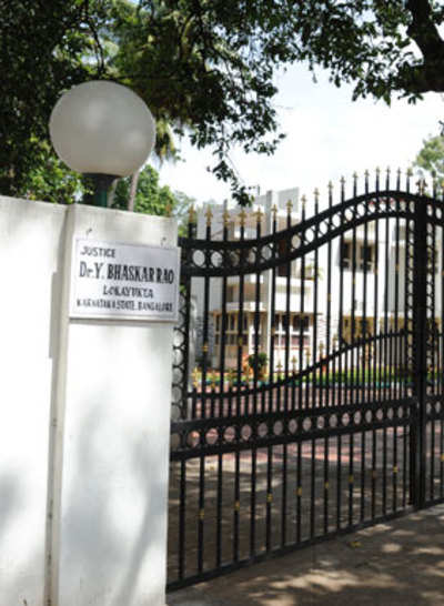 Lokayukta’s official, private homes searched by SIT team