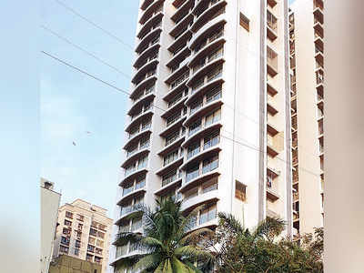 45-year-old woman jumps to death from Andheri high-rise