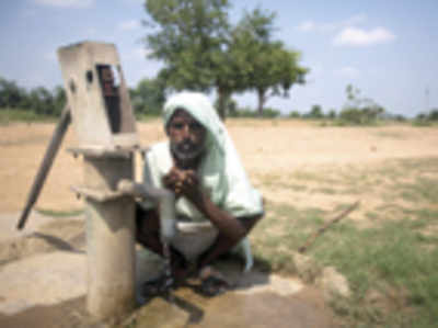 Concurrent droughts, heat waves rise