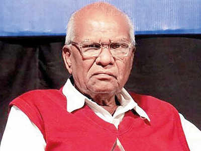 Pansare’s family wants probe officer replaced