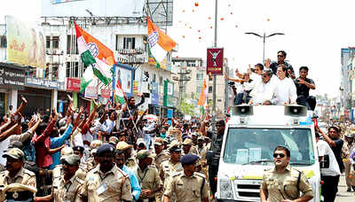 Karnataka Elections 2018: At BSY bastion, Rahul Gandhi roars