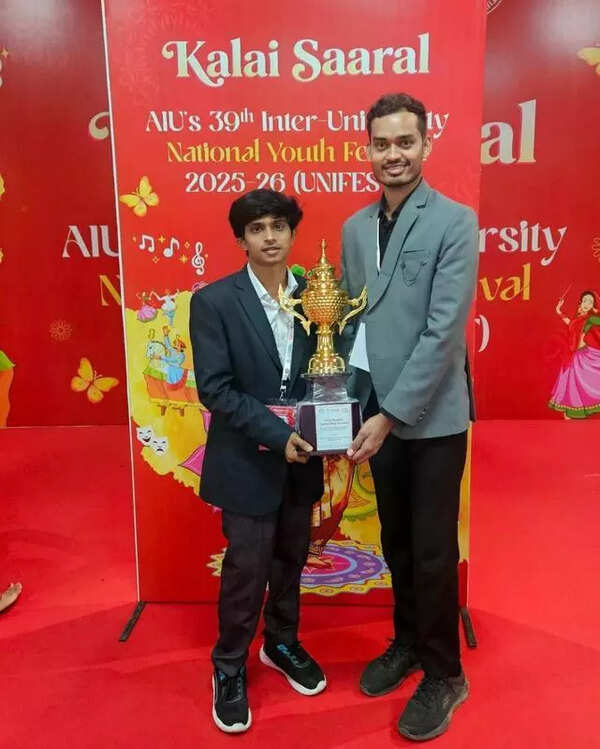 CG student wins national elocution title at Unifest