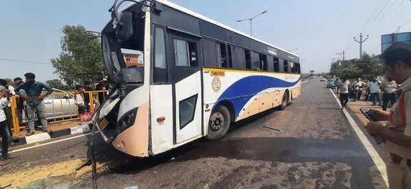10 injured as speeding RTC bus rams into lorry in Telangana