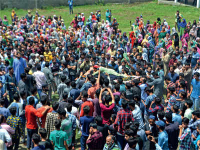Teenage girl, 2 more killed in J&K clashes