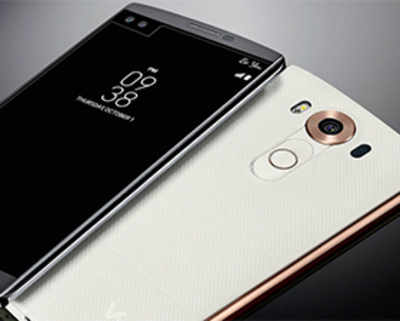 New LG phone features two displays, two front cameras