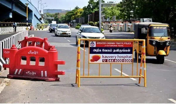 Night-time barricades in Chennai lead to traffic snarls during day