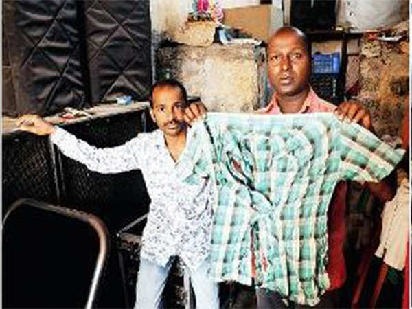 Brothers turn sleuths to expose errant cops