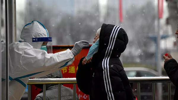 China holds the line on ‘Zero Covid,’ but some wonder for how long