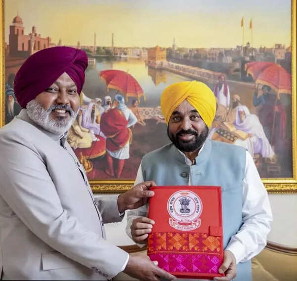 Reshuffle in Punjab cabinet after Bhullar’s resignation in suicide case; transport portfolio for Cheema, jails for Ravjot