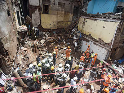 Dongri bldg collapse: 12-year-old should have been at school