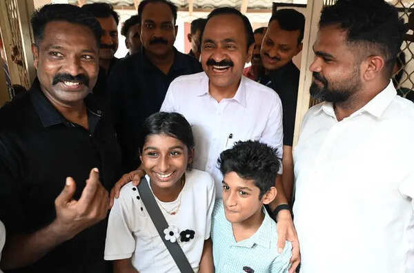 Silence turns into celebration at Cantonment House