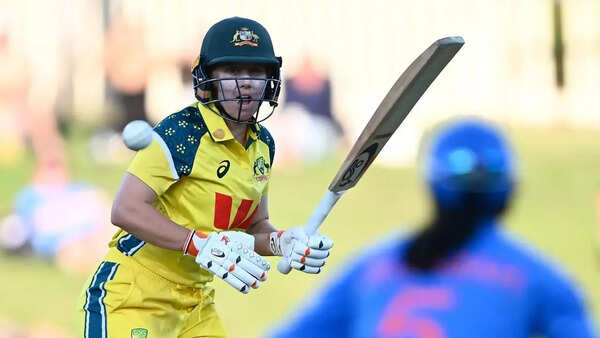 Dropped catches hurt India as Australia win second ODI by five wickets, take 6-4 lead in all-format series