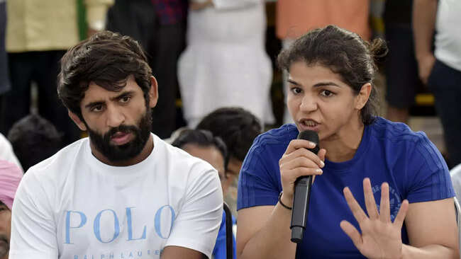 Top wrestlers' crucial meeting with Sports Minister Anurag Thakur begins